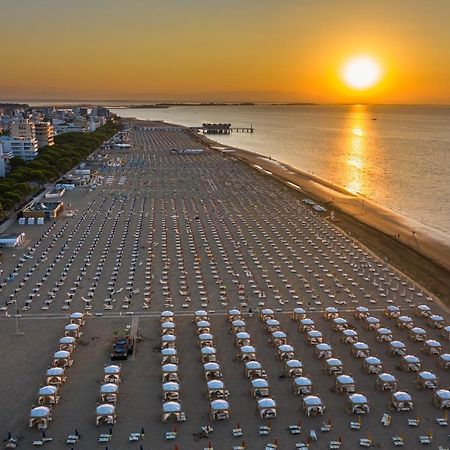 Appartamenti Villaggio Giardino Lignano Sabbiadoro Luaran gambar